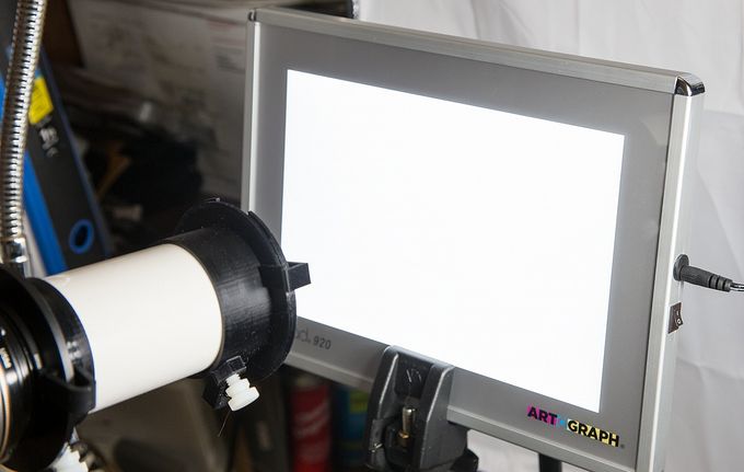 Artograph light panel in a Superclamp
